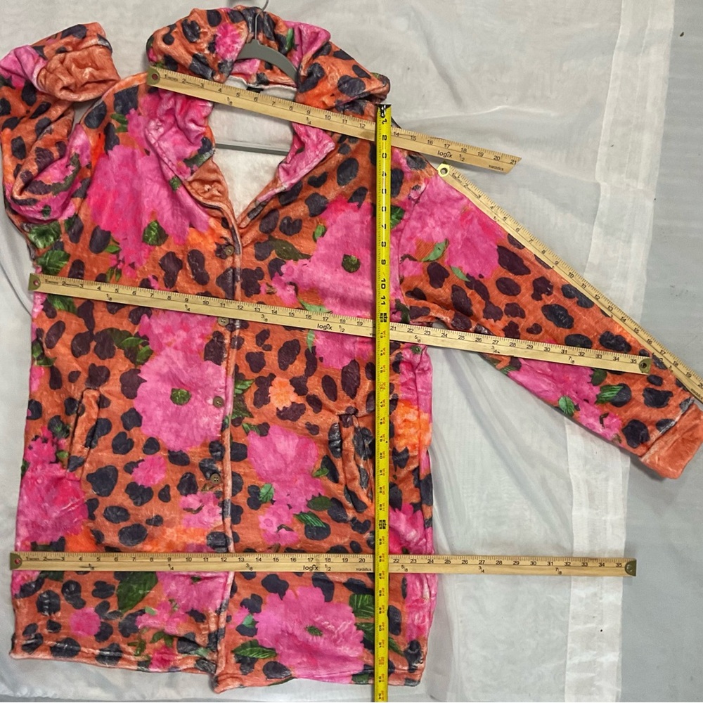 NWOT Autumn Fall Bright Pink Coat Rainbow Abstract Hood Long Sleeves Midi Length - Picture 9 of 11